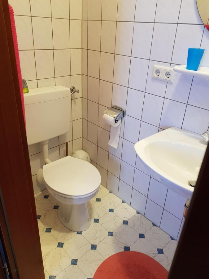 Weingut Helmut Barzen Apartman Zell an der Mosel Kültér fotó